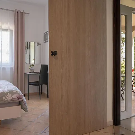 Urban Terrace Apartman Póla