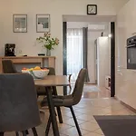 Urban Terrace Apartament