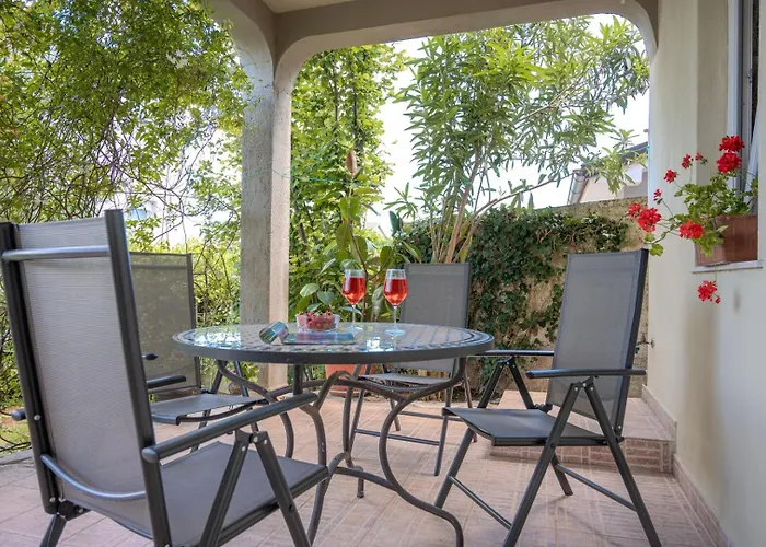 Urban Terrace * Pola